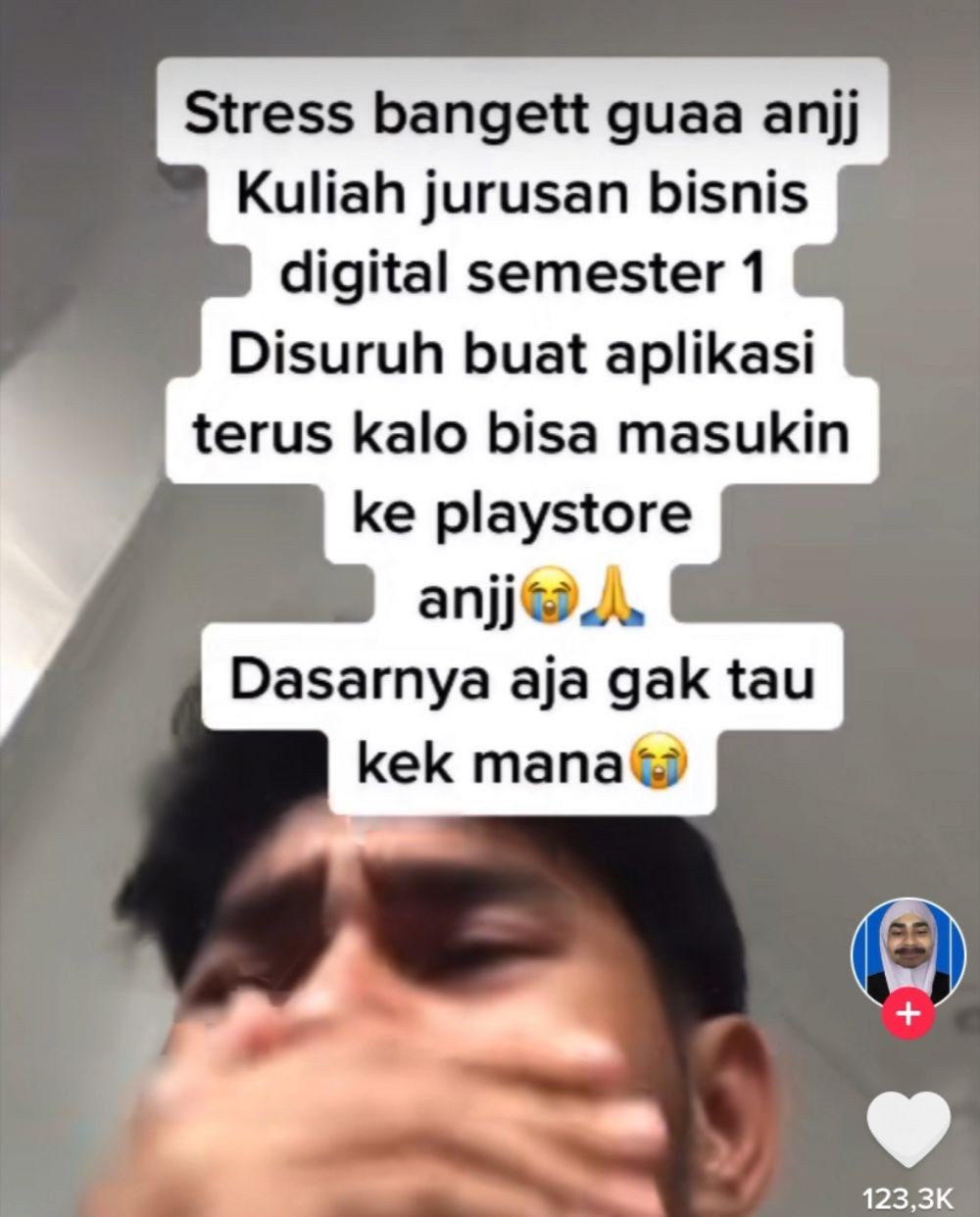 Curhatan mahasiswa soal tugas yang mereka yang ga masuk akal ini bikin ngakak
